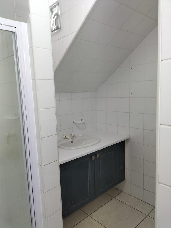 To Let 3 Bedroom Property for Rent in Bloubergstrand Western Cape